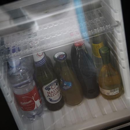 阿尔博尔格罗塞拉酒店 卡斯蒂里昂纳·德拉佩 外观 照片